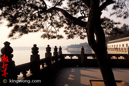һ A view of the Kunming Lake